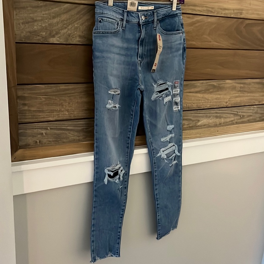 New! High rise skinny jeans, Levi’s, size 6